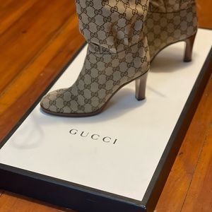 Gucci Lisa tie tall boots 37 1/2